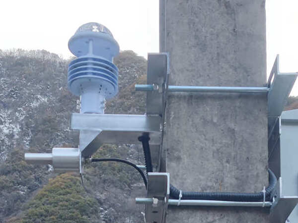 Imágenes reales del equipo de monitoreo de hielo